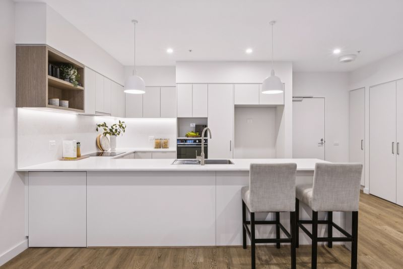 Generously sized first floor 2-bedroom apartment