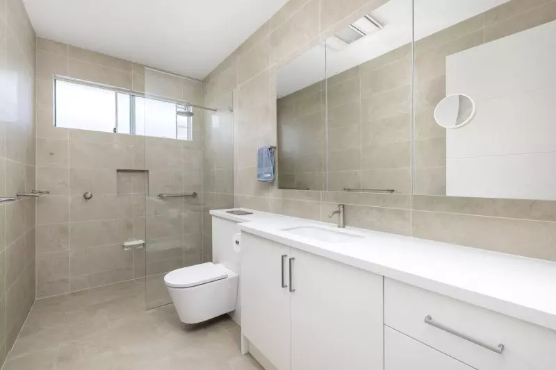 Light‑Filled Custom Home with Peaceful Greenspace Setting