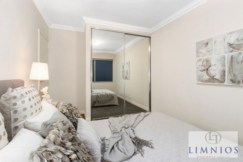 Super spacious, lock and leave Urban living