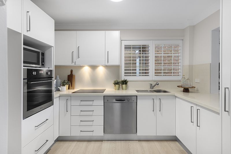 Ideally located, beautifully presented ground floor sunny unit just a stroll to the clubhouse.