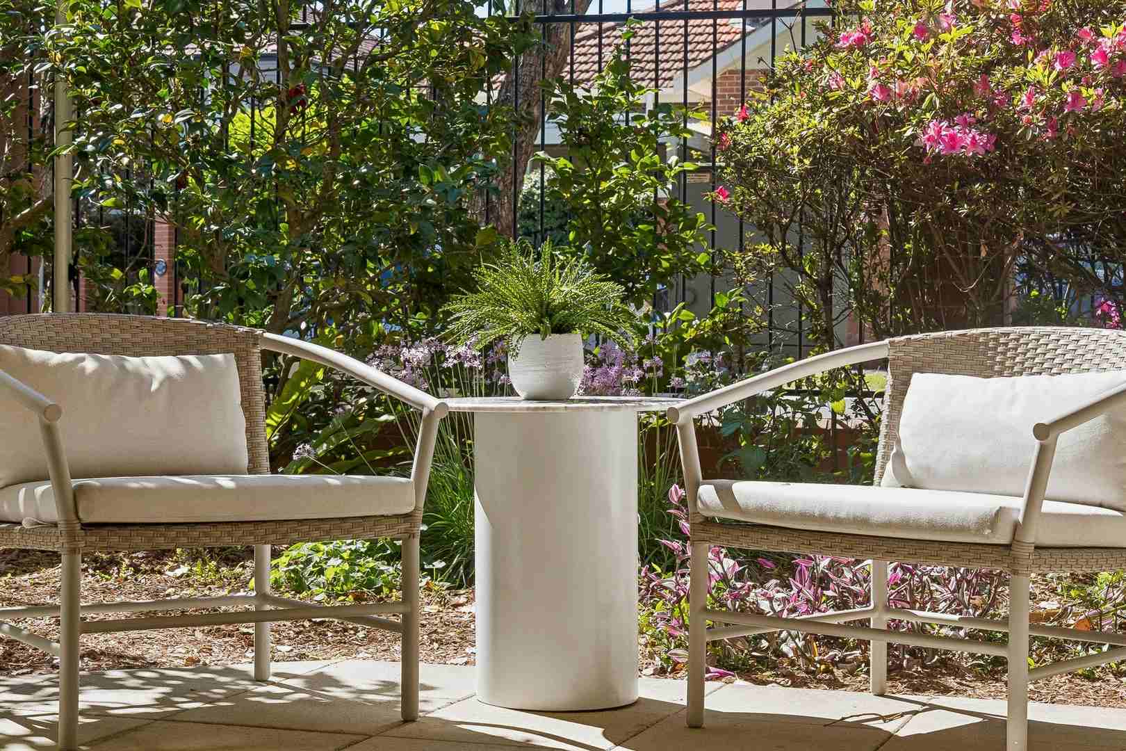 Ground Floor Apartment - Unique Leasehold Listing!
