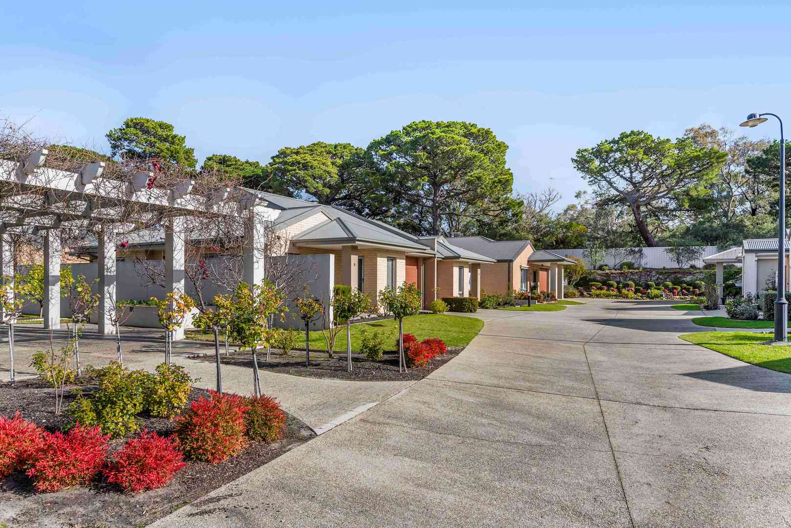 Modern 2 Bedroom Villa in a Peaceful Dingley Village Setting