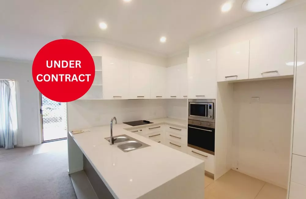 Stunning 3 bedroom stand alone home