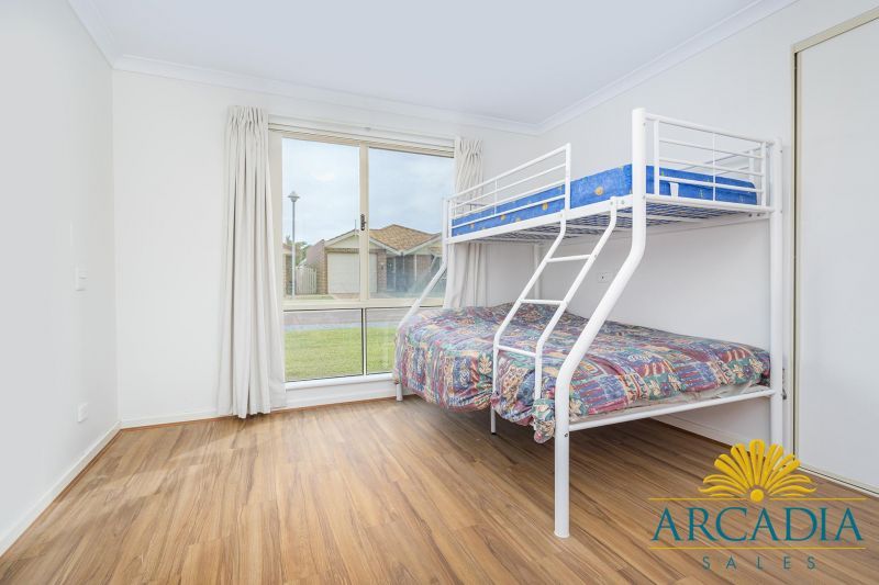 ARCADIA WATERS GERALDTON - 3 Bedroom with Amazing Enclosed Rear Patio