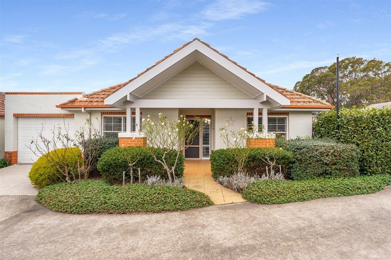Sunlit Courtyard Living in the Heart of Annesley Bowral