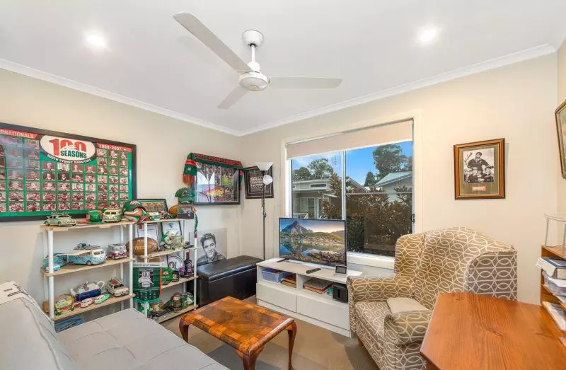 Easy, Community Living