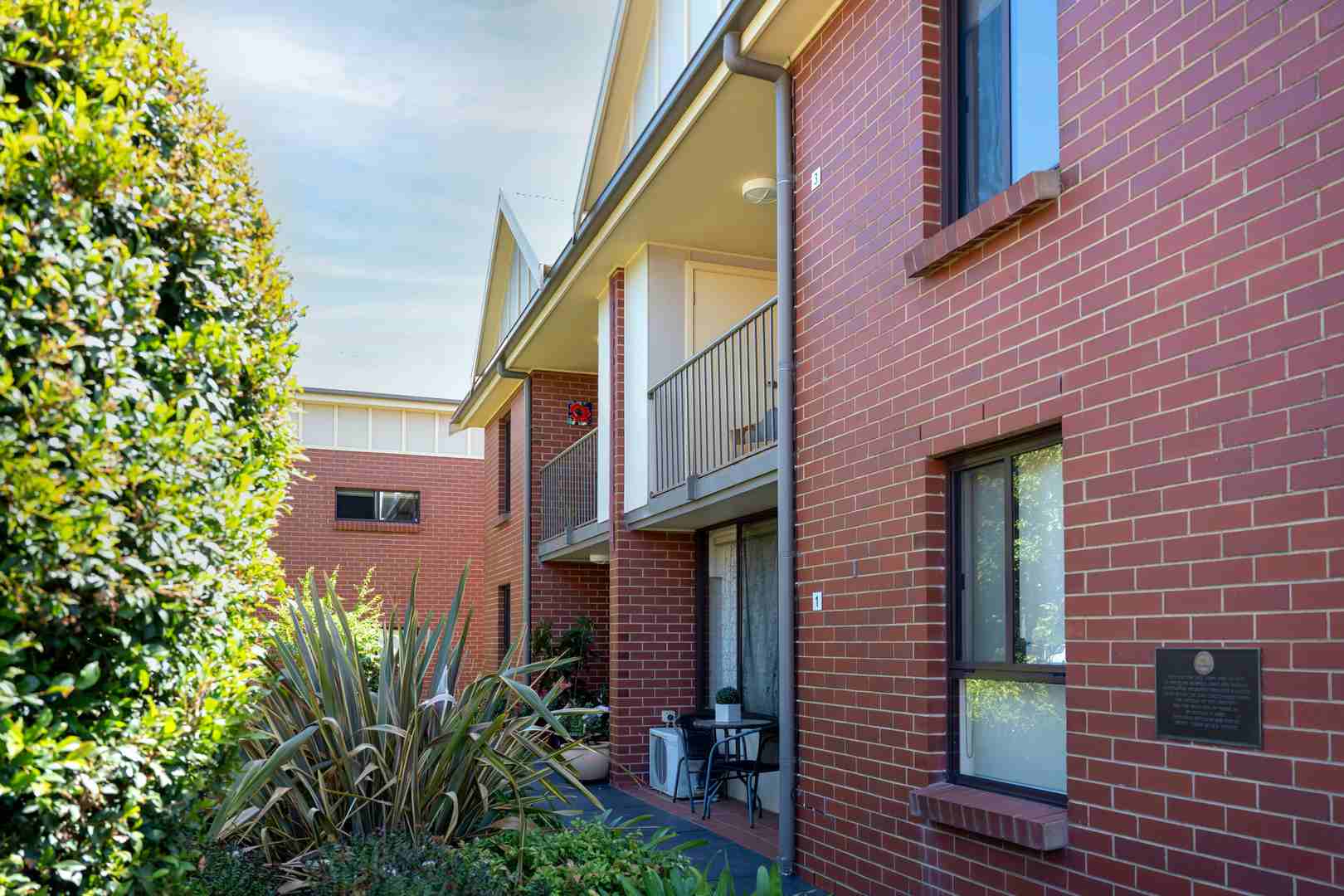 Eldercare Oxford Units: spacious two-bedroom apartment near the beach