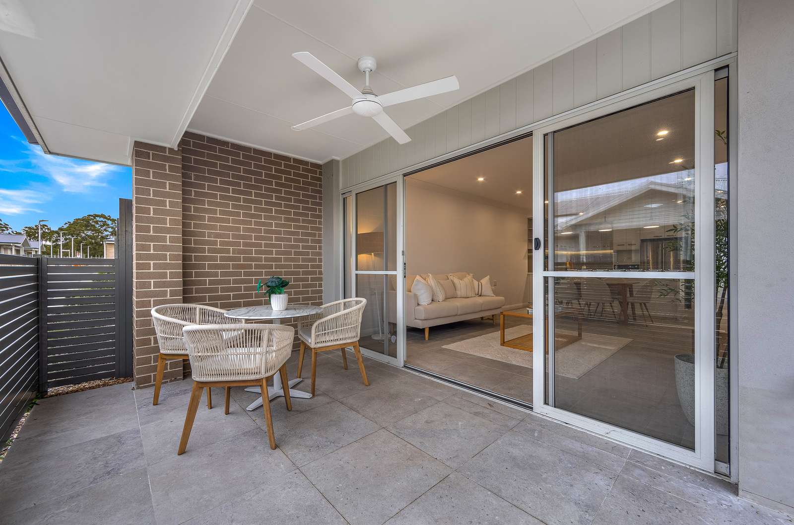 Fresh, modern two-bedroom villa with seamless indoor-outdoor alfresco area