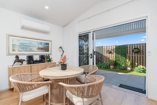 Spacious Beauty, Private Corner Location
