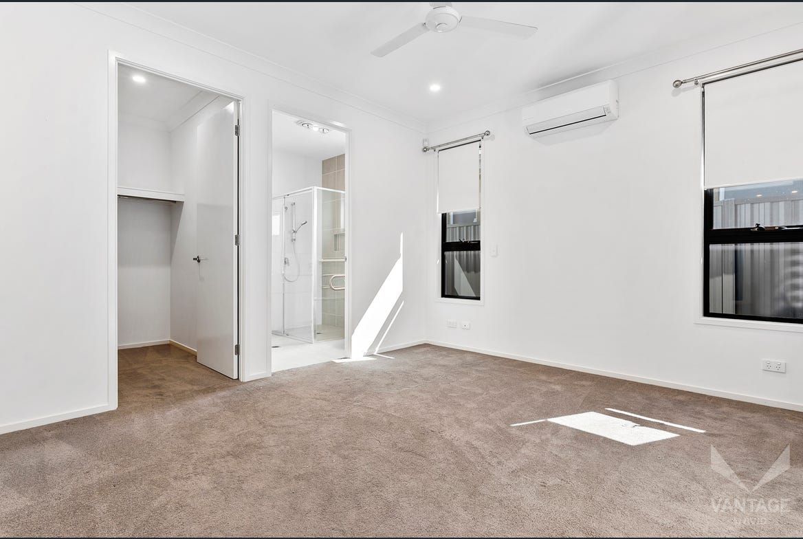 2 bed home, ready for its new owner.