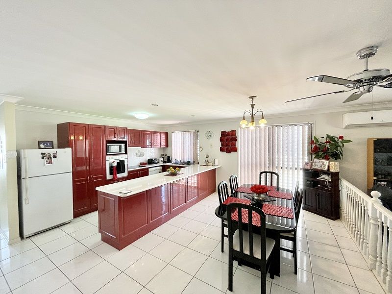 Introducing an Exquisite 3 Bedroom Home - GREENBANK GARDENS