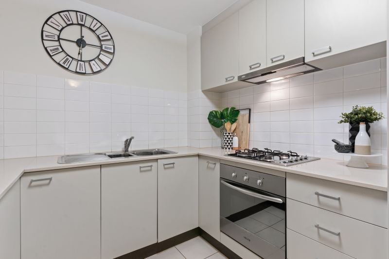 Spacious Modern & Central Home!