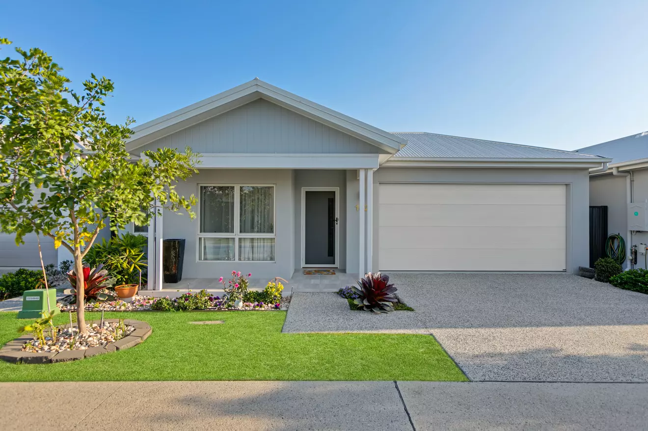 Halcyon Nirimba - Home 142 - Over 50's Luxury Resort (Sorrento Design)