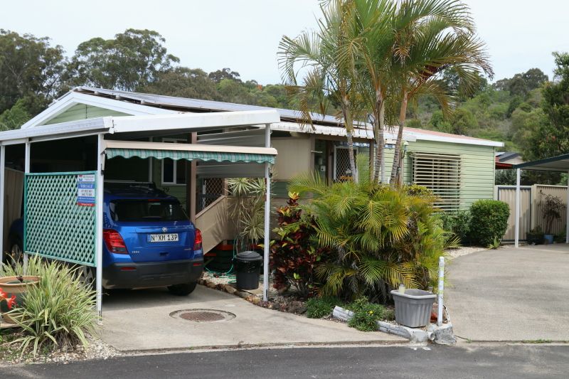 The Palms Village - Over 50’s pet friendly lifestyle village