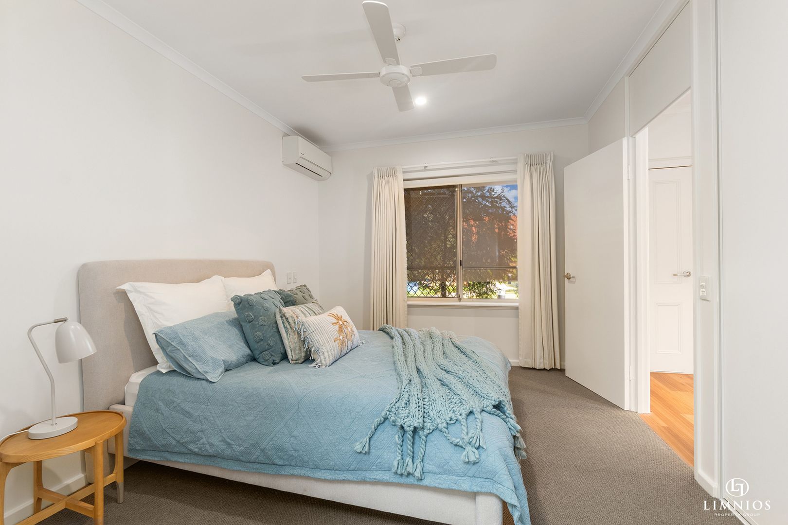 NOW UNDER OFFER.  Light and bright villa with contemporary features