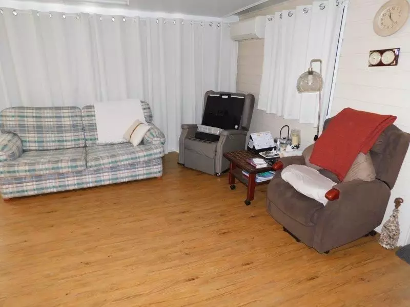 216 (Pre Loved) Lake Munmorah Lifestyle Village