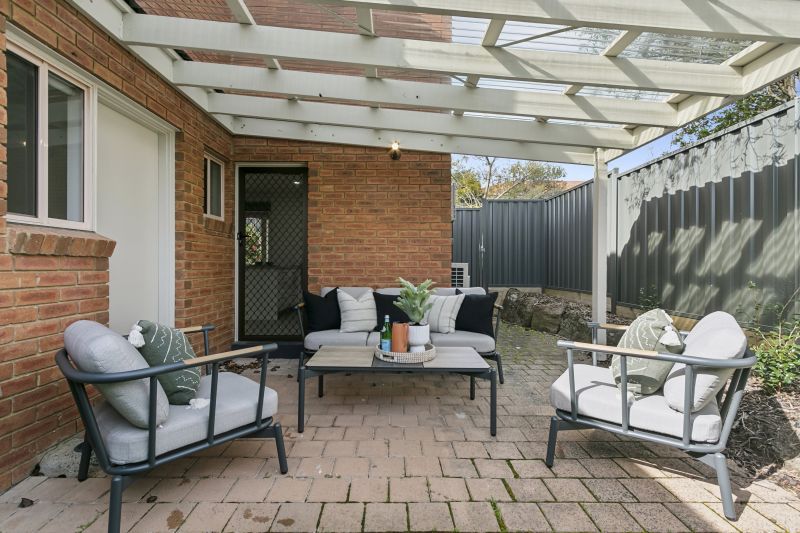 Unique fully refurbished 2-bedroom + study townhouse with lift