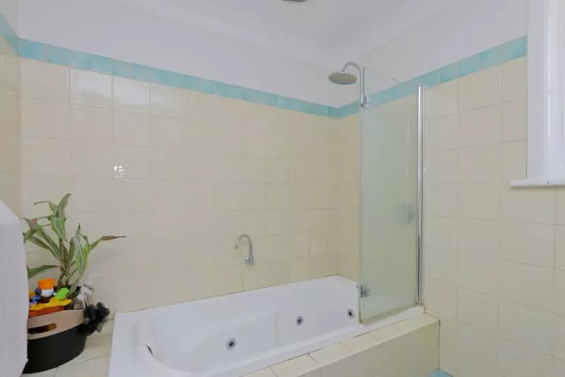 Cool Character on Cooper!