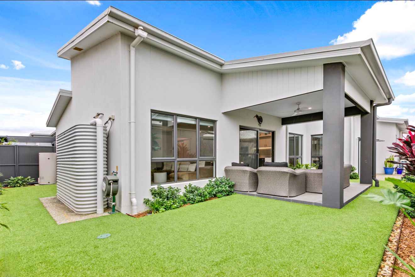 Halcyon Nirimba - Home 118 - Luxury over 50's Lifestyle Resort (Brighton design) 