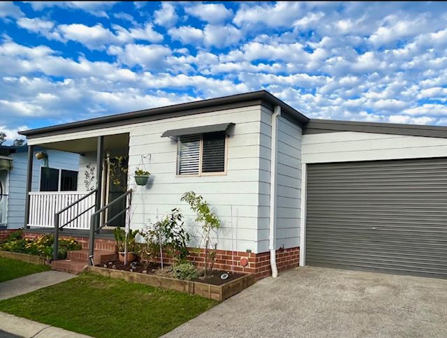 48/2 Ford Court, Palm Lake Carindale - QLD