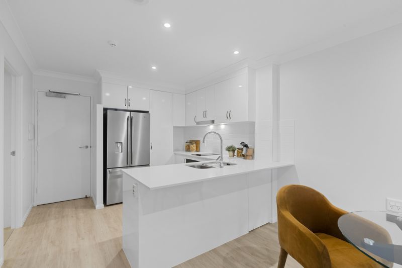 Top-level one-bedroom serviced apartment