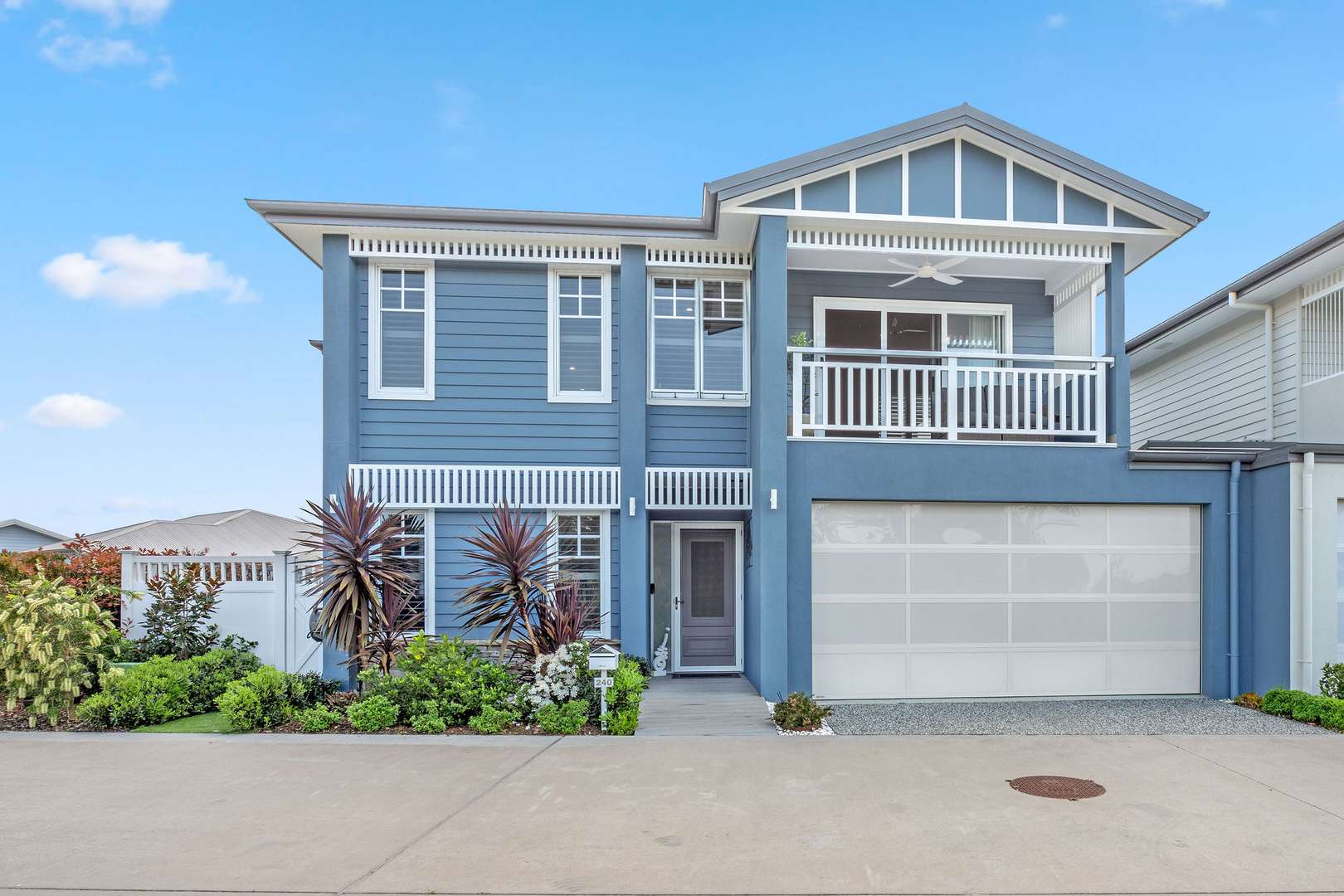 Rare Private Corner Block & Lake Views