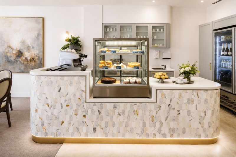 Spacious three-bedroom apartment with garden views