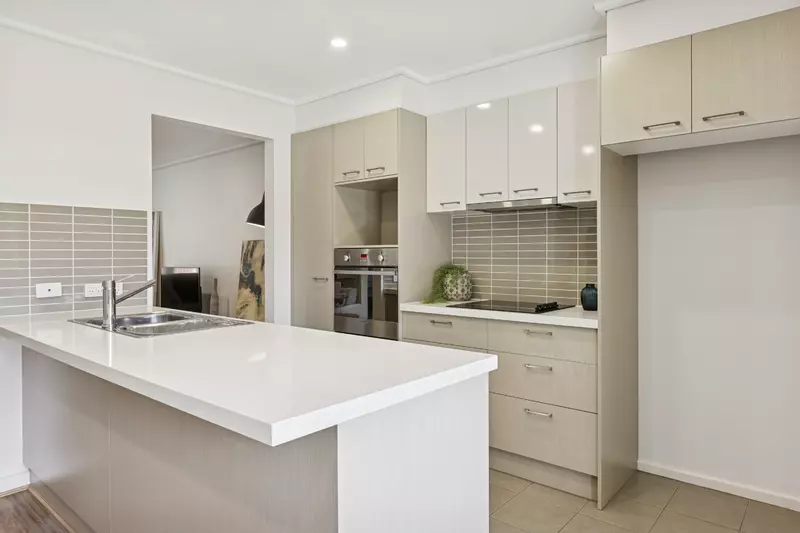 Tranquil garden retreat with A-grade village location