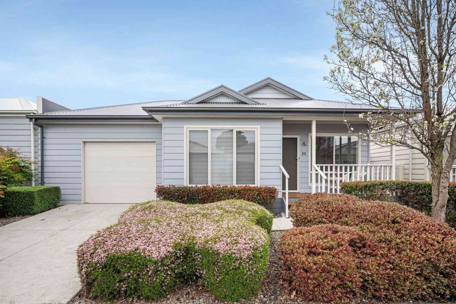 Lifestyle Communities Berwick Waters - Beautifully presented within the sought-after community