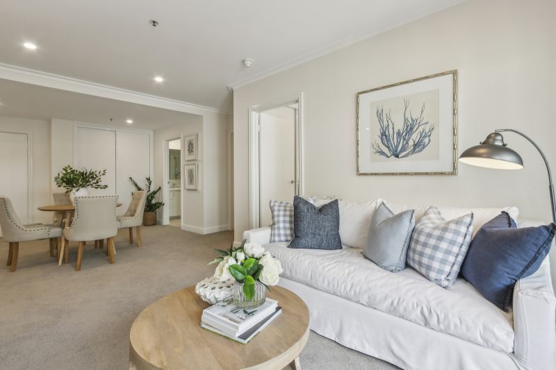 Light, bright & spacious two-bedroom apartment