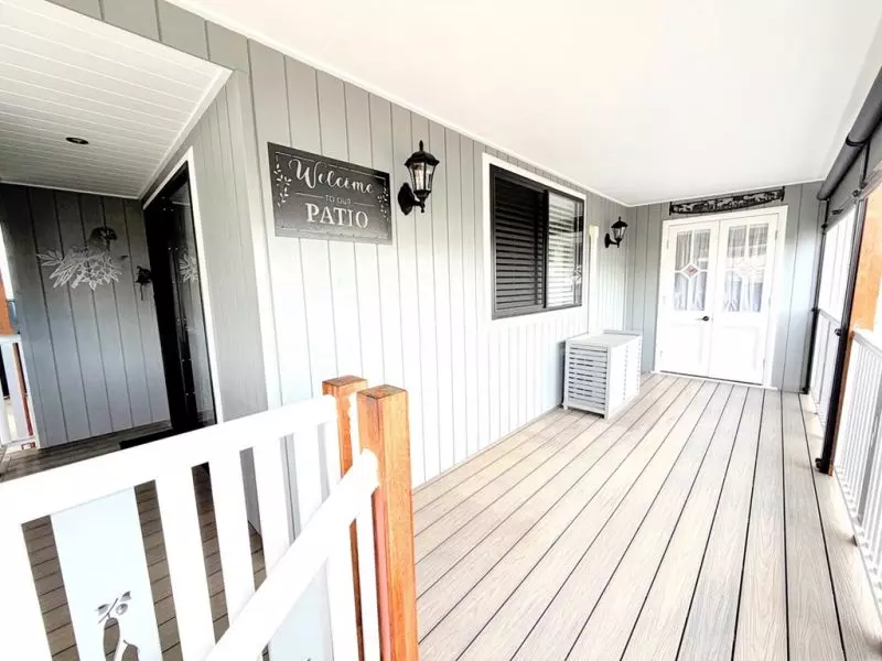 Modern & Perfect Balance of Space & Comfort