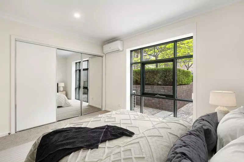 Garden view one-bedroom apartment