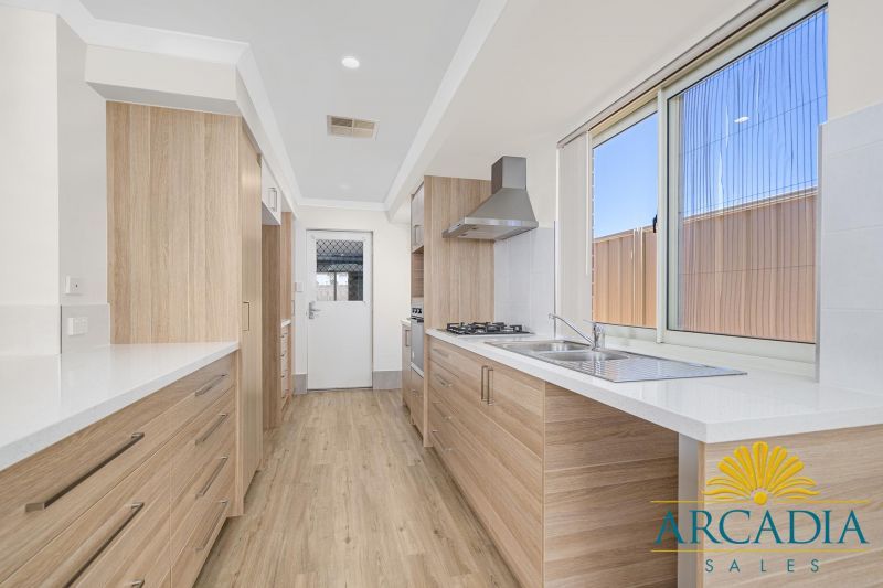 ARCADIA WATERS GERALDTON - Fully Refurbished, Ideal Location Next to Clubhouse