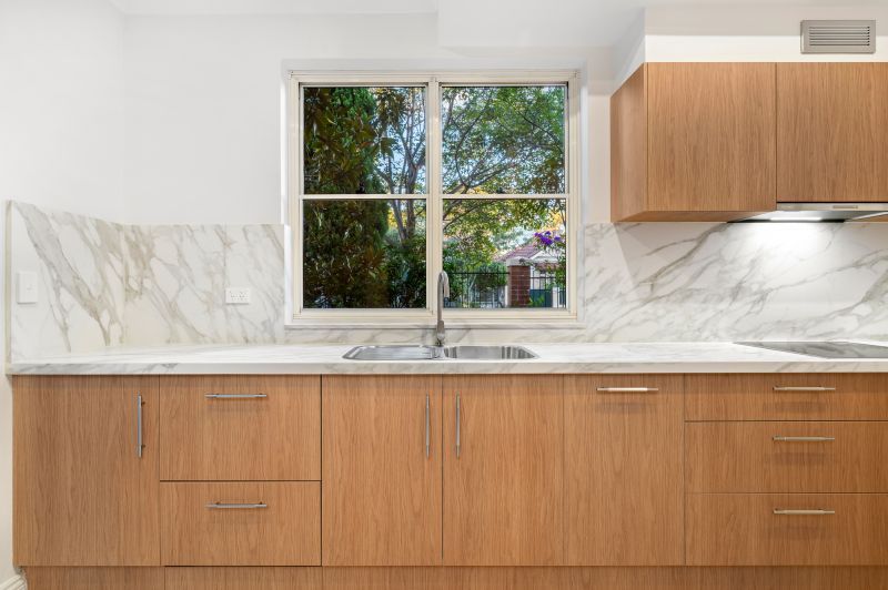 Contemporary three-bedroom apartment in a prime village setting