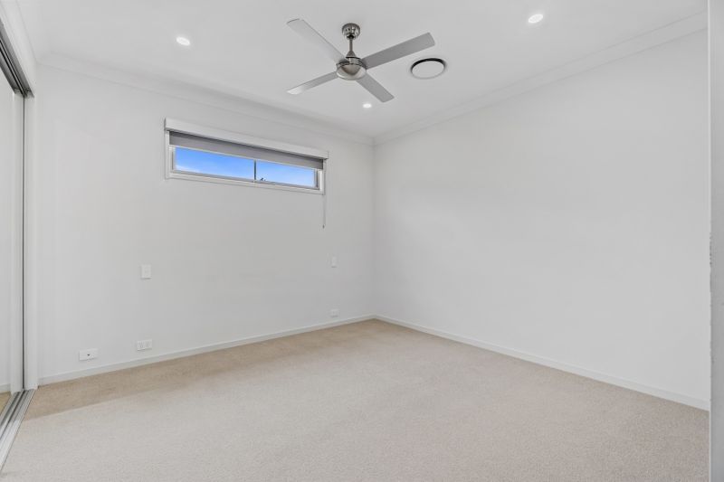 Sunlit Corner Haven - Seamless Living