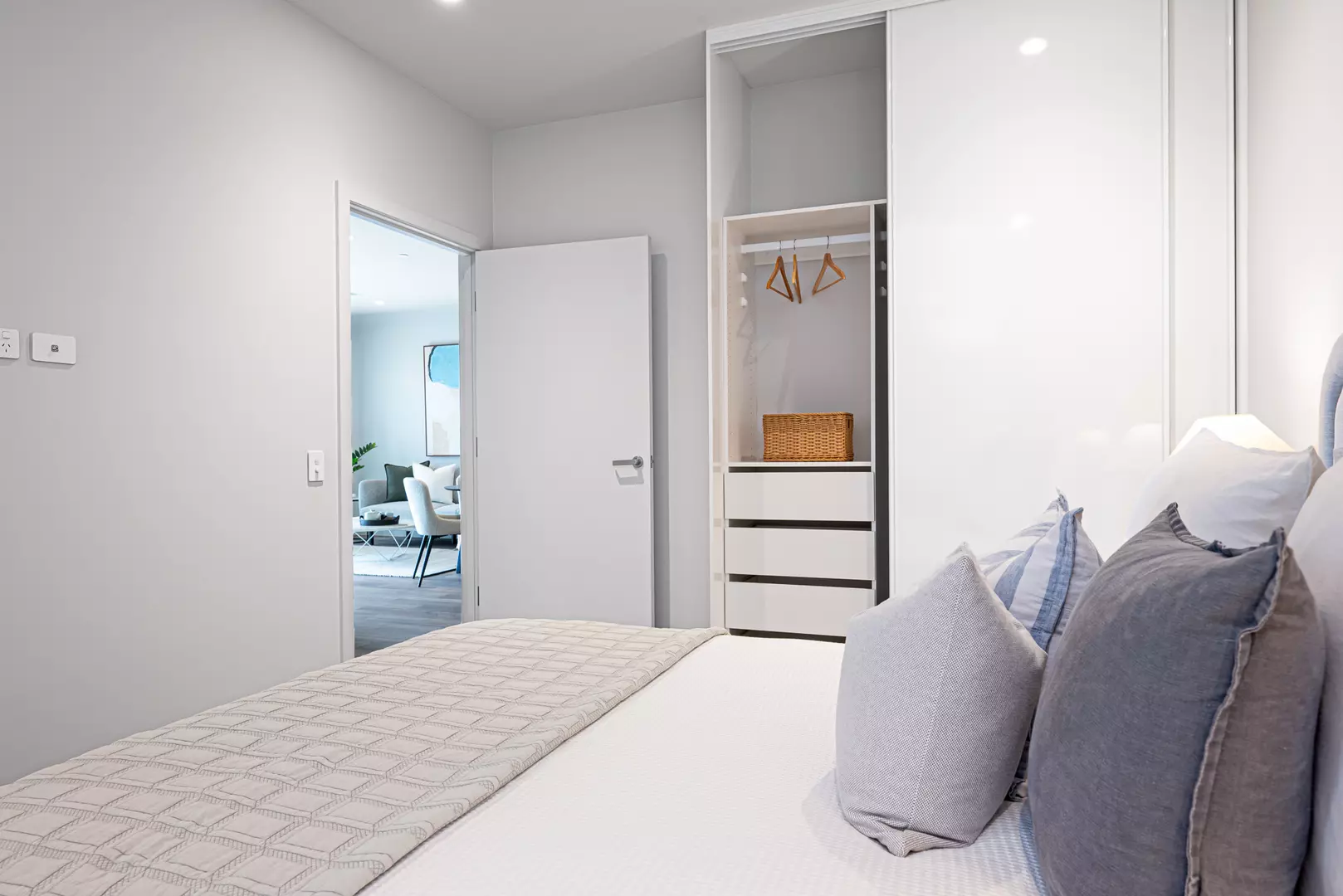 Discover Encore Apartments: Luxury Living to Gold Standard