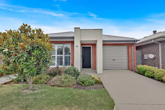 54/5 Harmony Chase, Clyde North