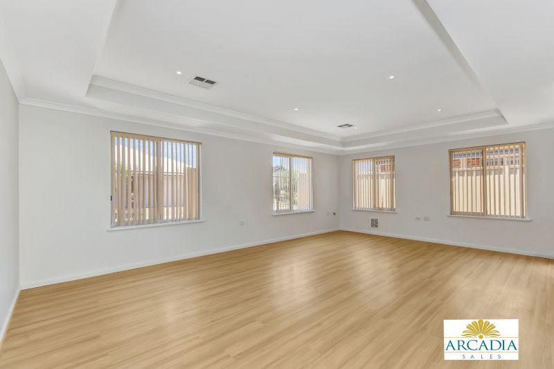 ARCADIA WATERS MANDURAH - Light & Bright Modern 3 Bedroom Home