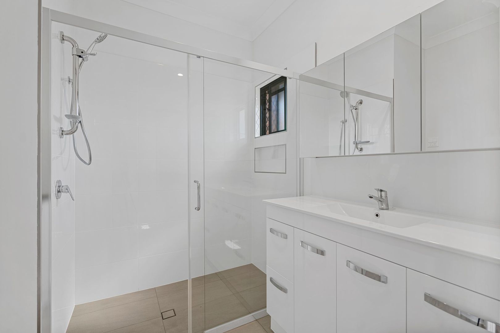 Ready Now!  Rare opportunity for a colonial villa to enjoy your retirement