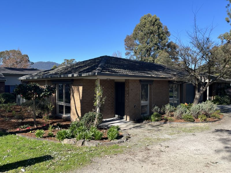 AVAILABLE TO RESERVE - Modern Style & Convenience