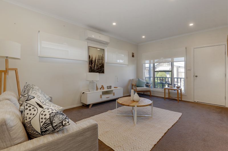 2 bedroom unit in pet friendly community