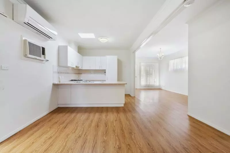 Be enchanted by this delightful home!