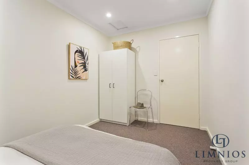 Premiere Location and Lifestyle!!