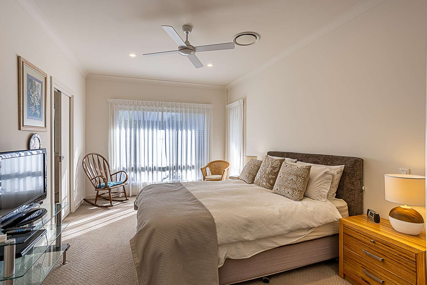 Matisse II- by Palm Lake Resort Tea Gardens