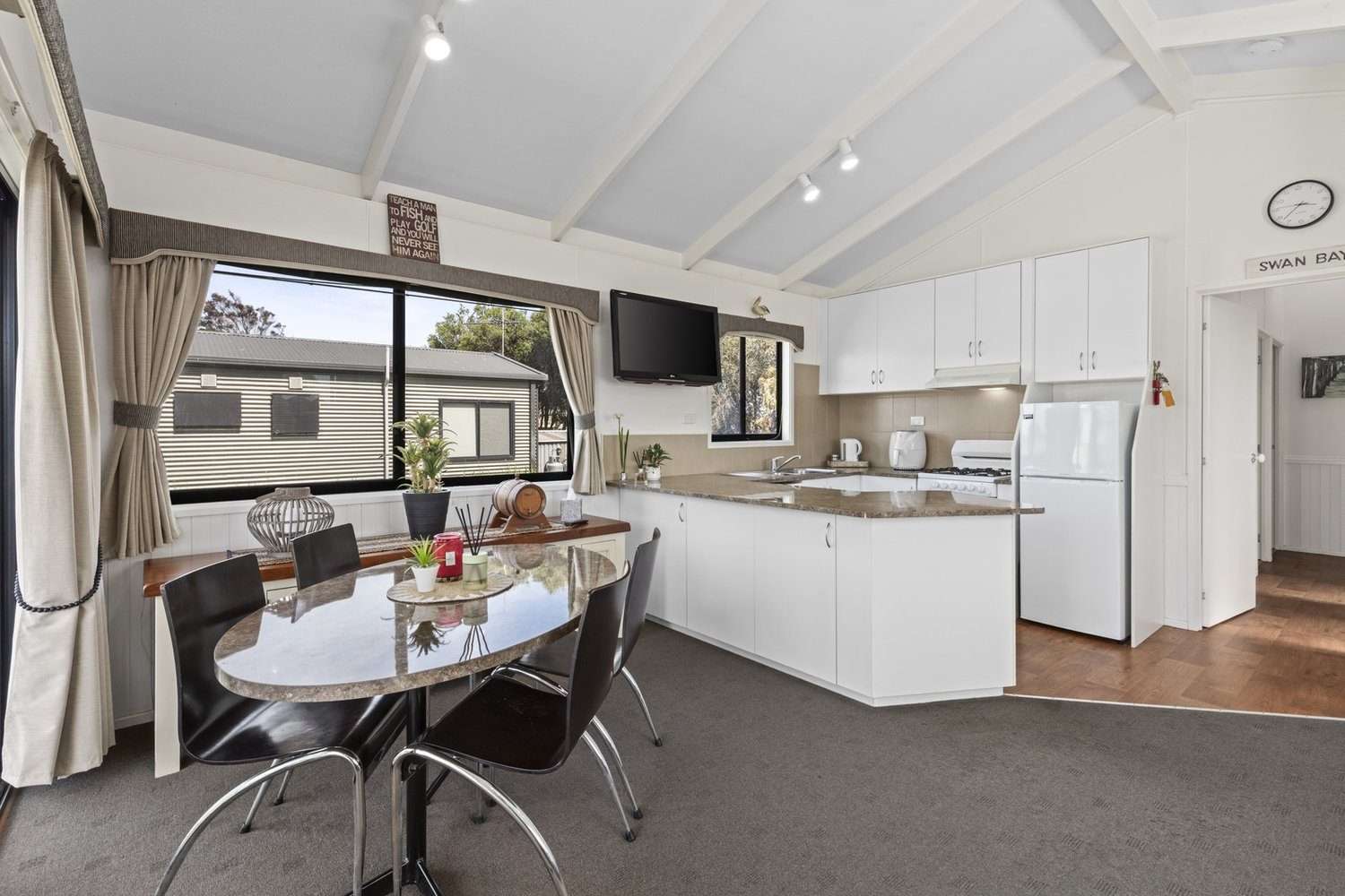 Relaxed Living with Views