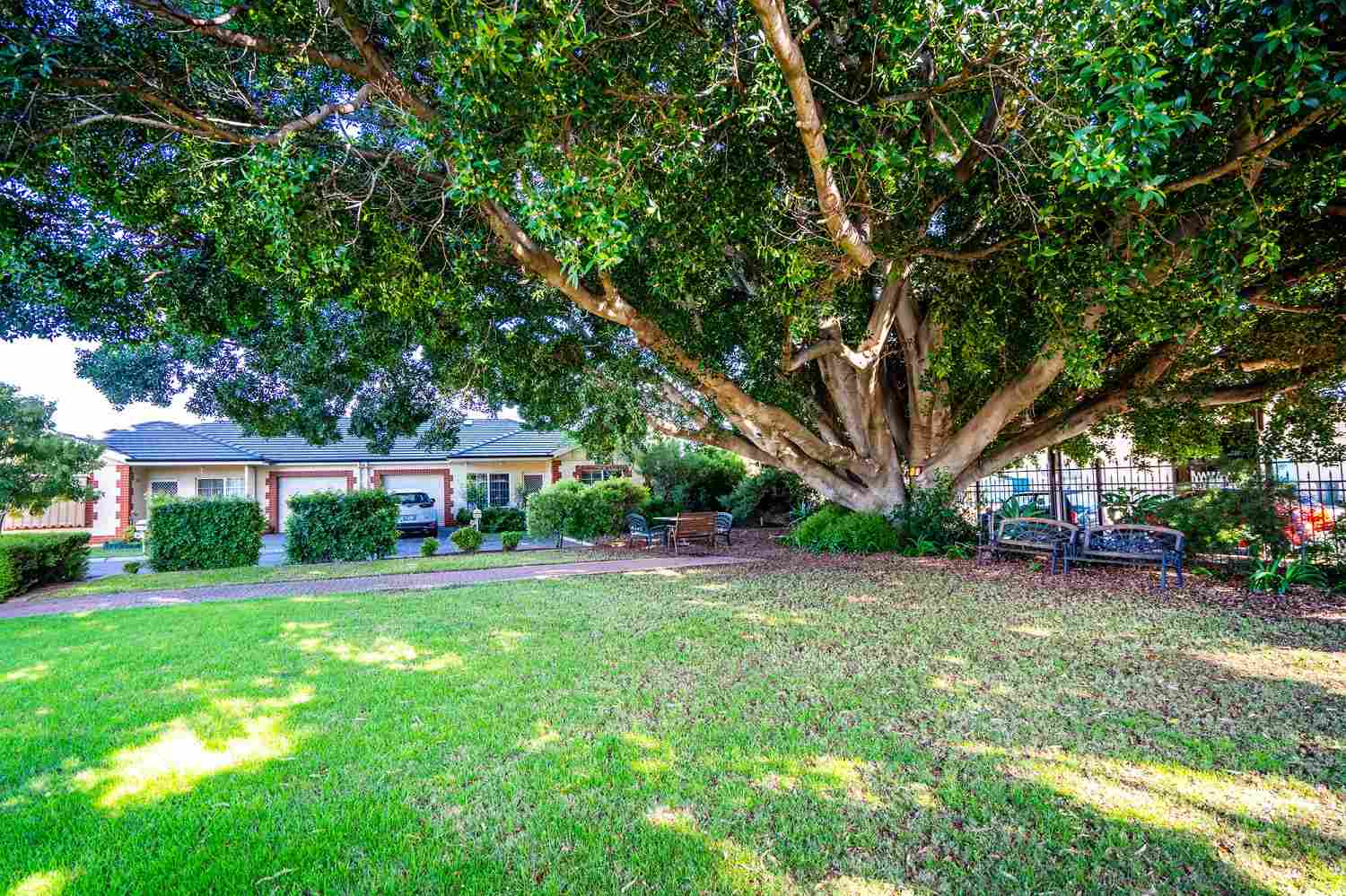 Beautiful 2 Bedroom Unit Available - Netley Grove Retirement Village