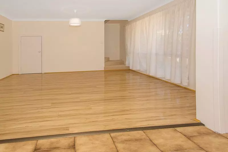 You need to see this!!!!! Under Offer