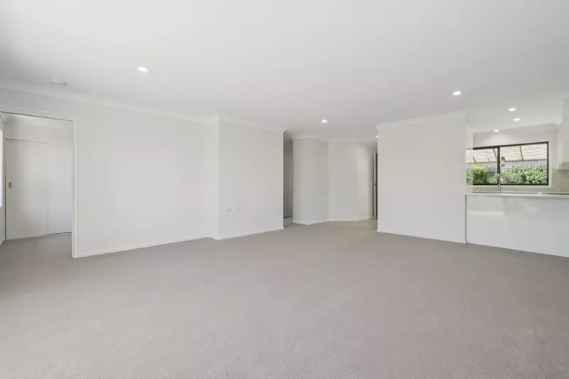 Bright Villa with Private Courtyard