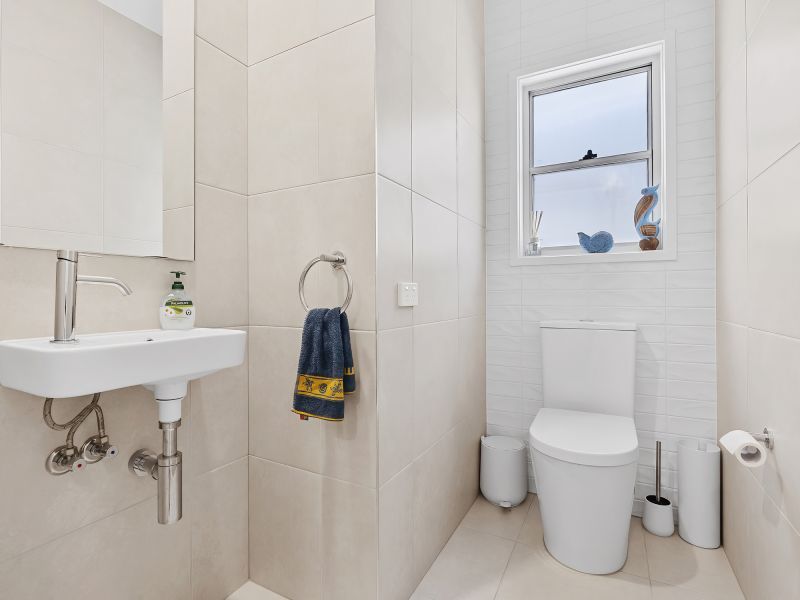 Site 84 - Established Avoca
