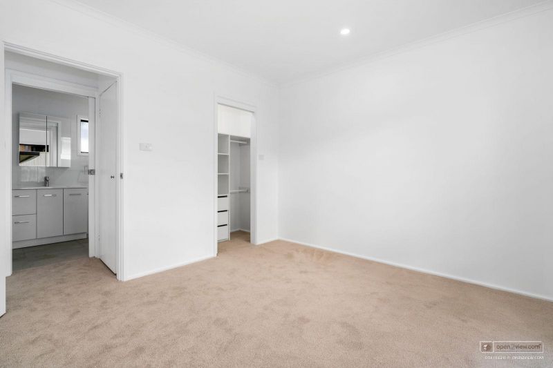 Gorgeous, bright one-bed villa!